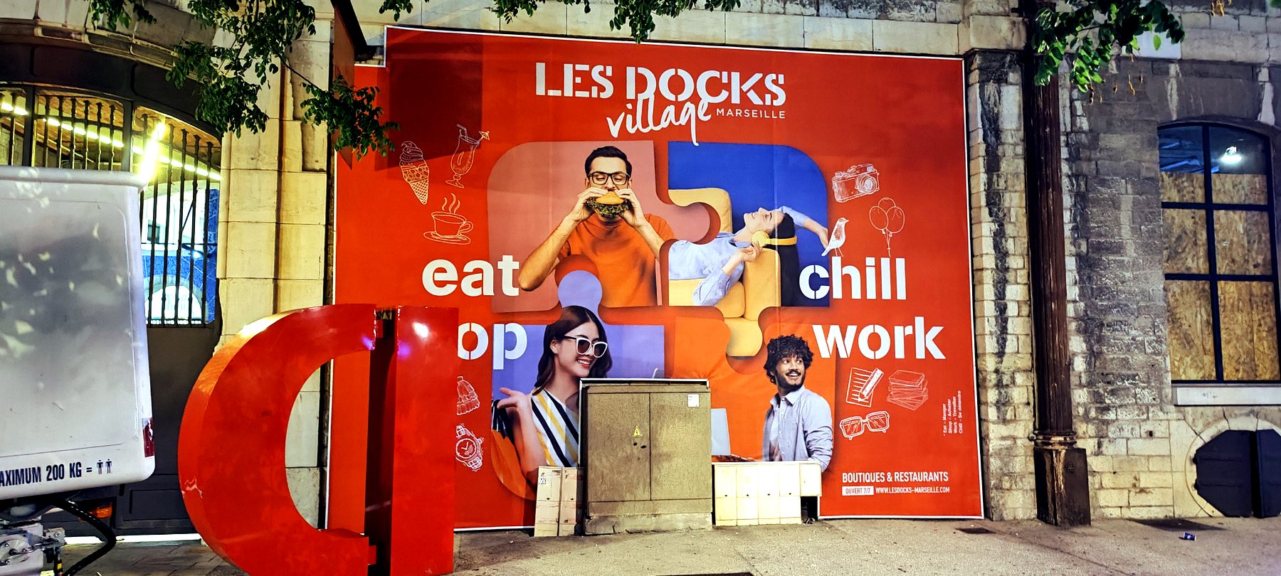 Bâche publicitaire