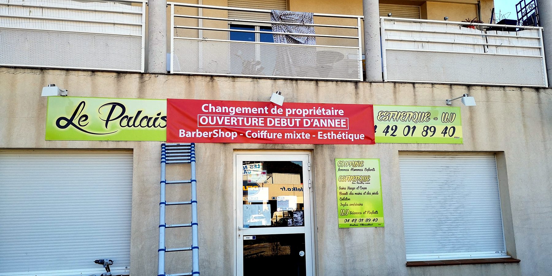 Bâche publicitaire