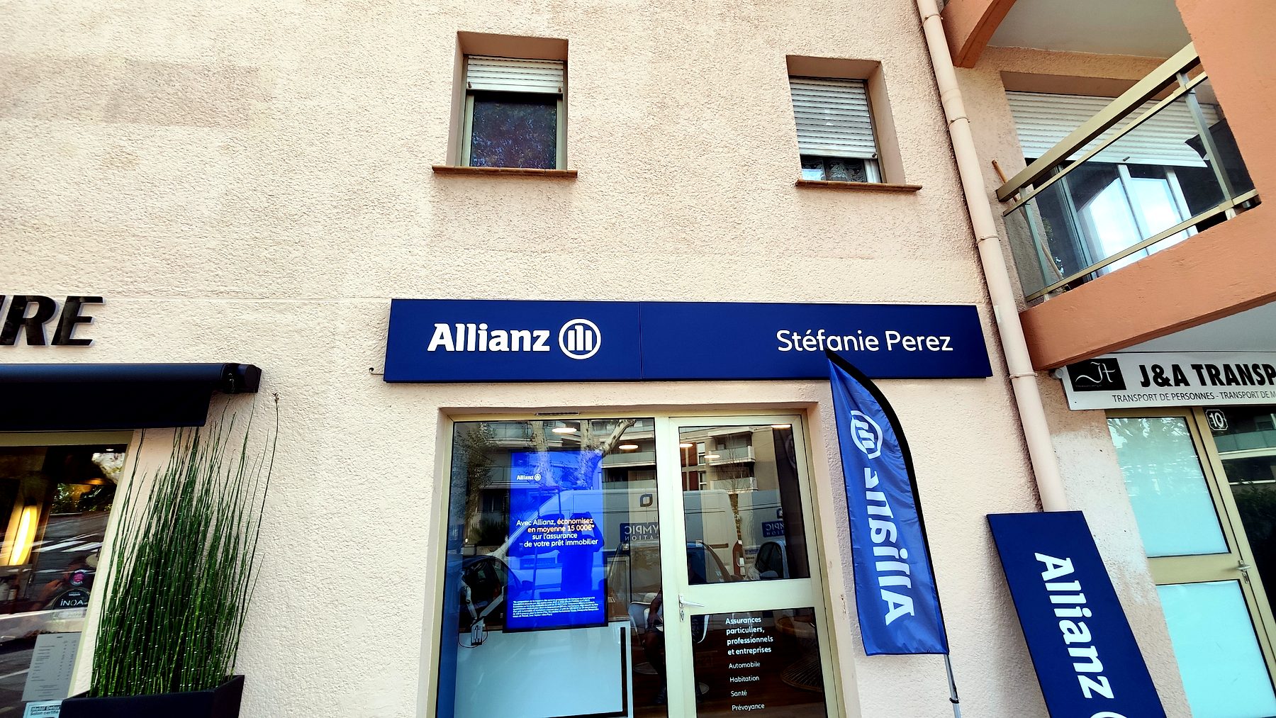Enseigne lumineuse — 028_caisson-led-allianz-facade