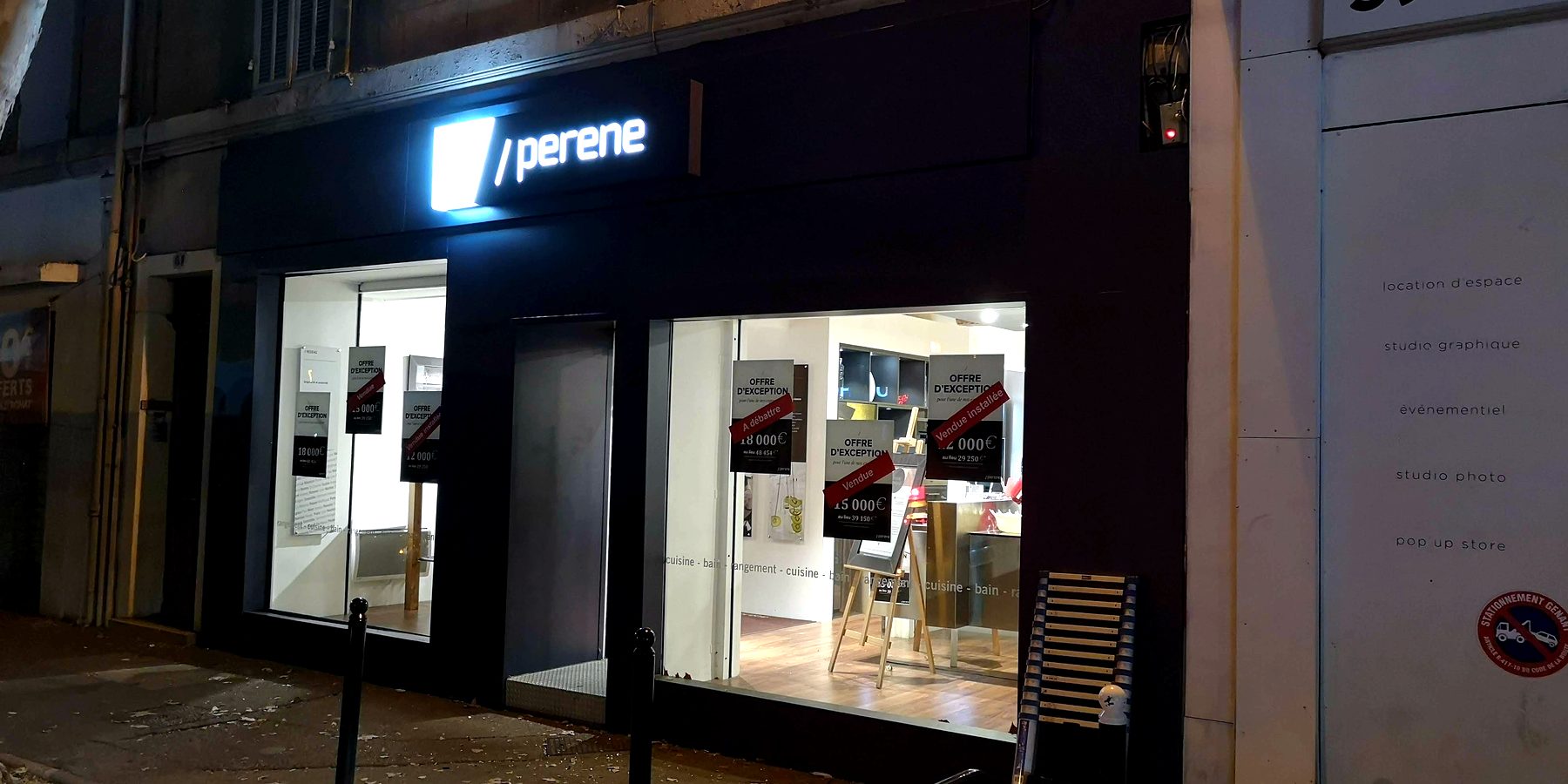 Enseigne lumineuse
